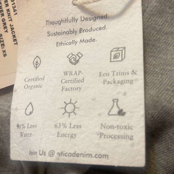 ÉTICA DENIM
Aster Knit Jacket - Heather Grey - Picture 9 of 10